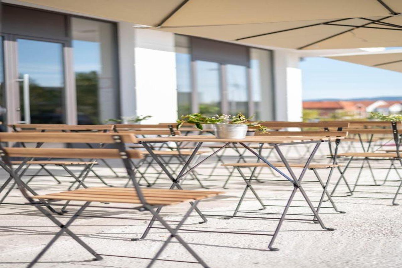 Hotel Aloha Ni Buitenkant foto