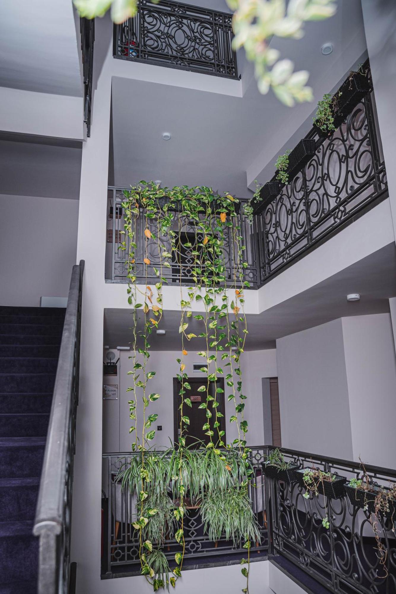 Hotel Aloha Ni Buitenkant foto