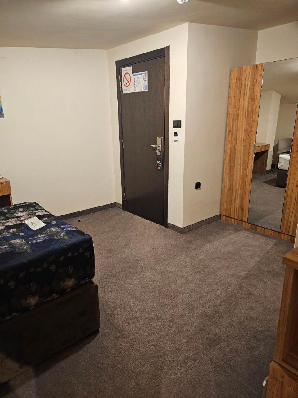 Hotel Aloha Ni Kamer foto