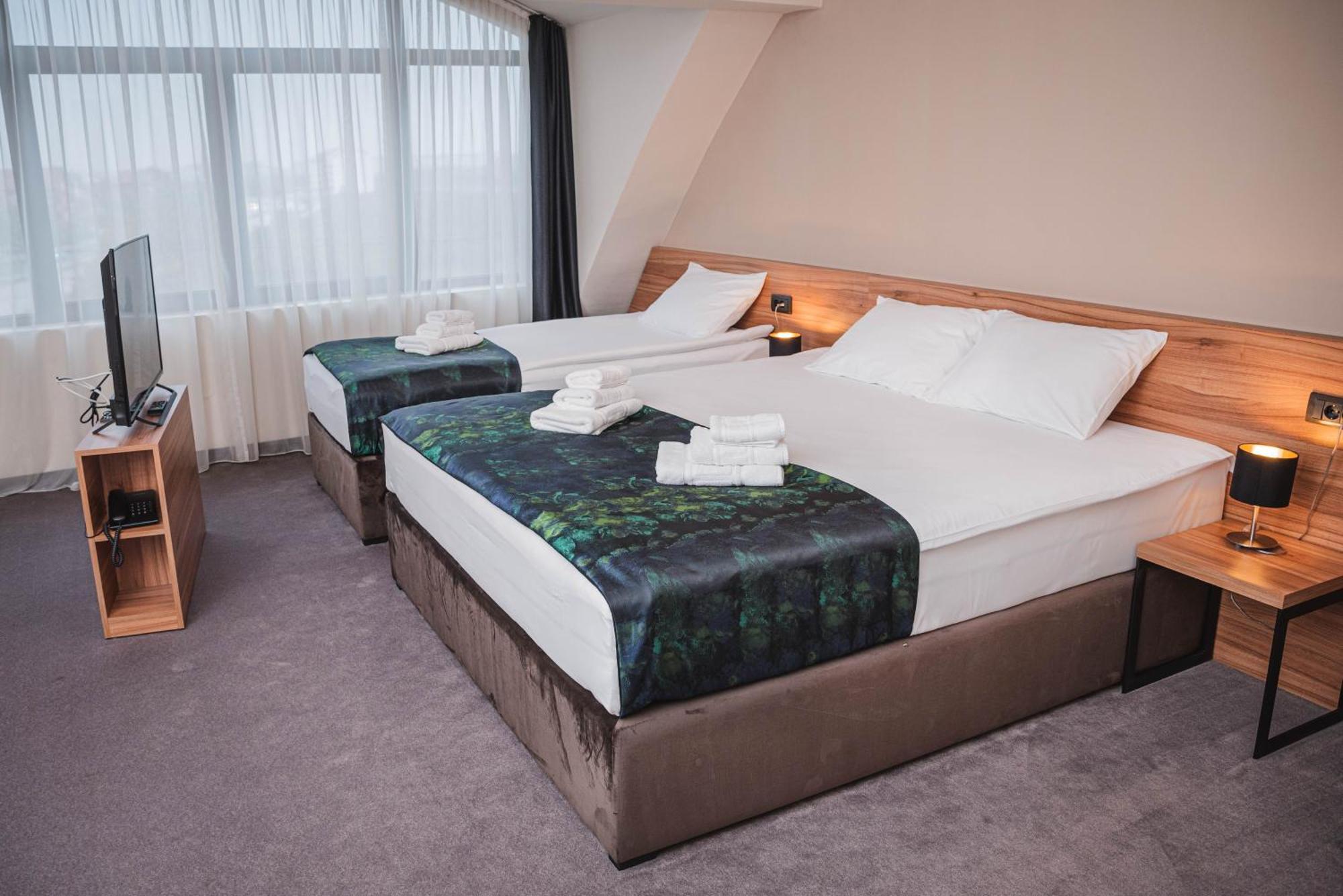 Hotel Aloha Ni Buitenkant foto