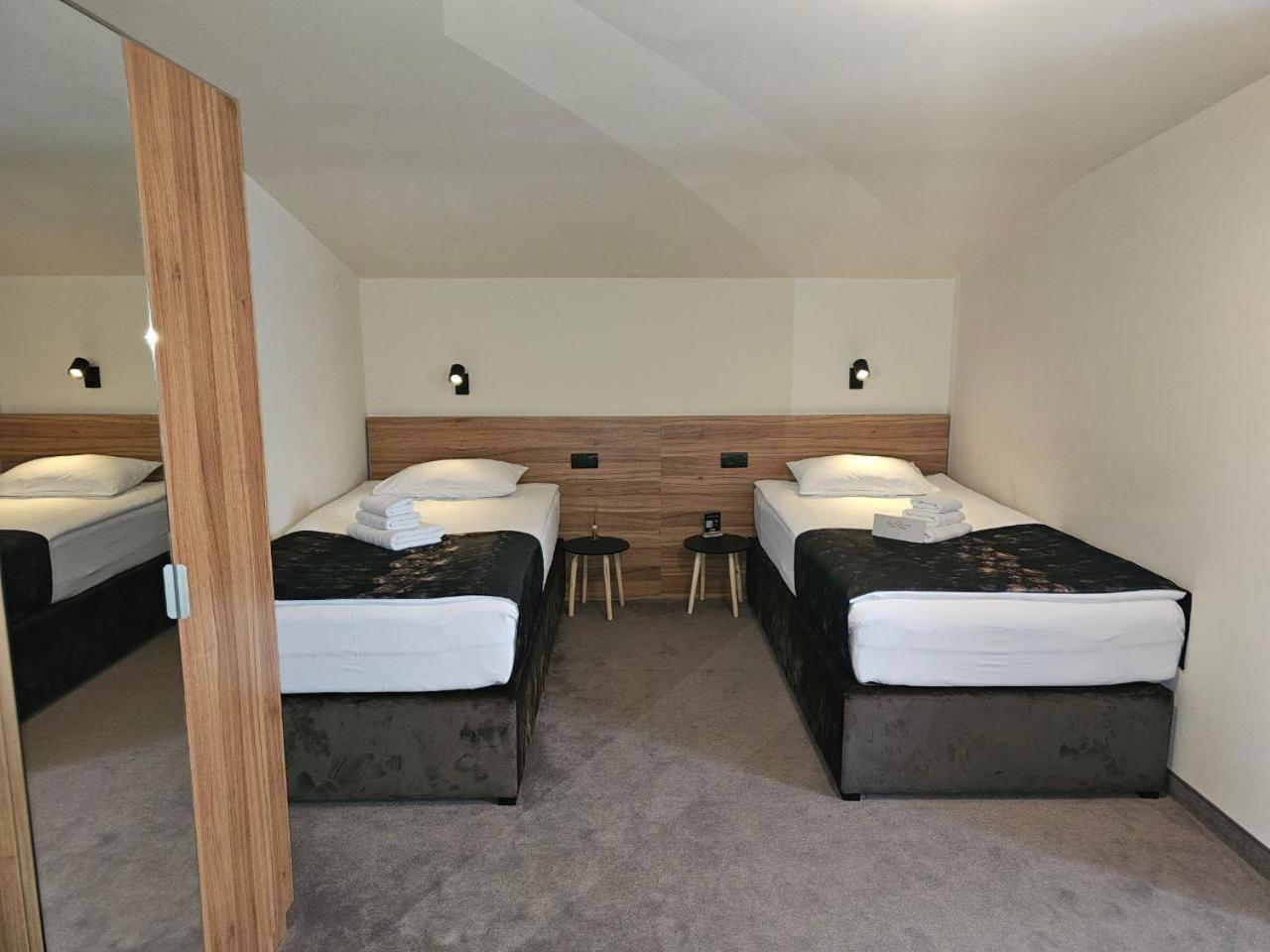 Hotel Aloha Ni Buitenkant foto
